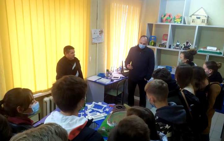 Екскурсія у STEM-центрі